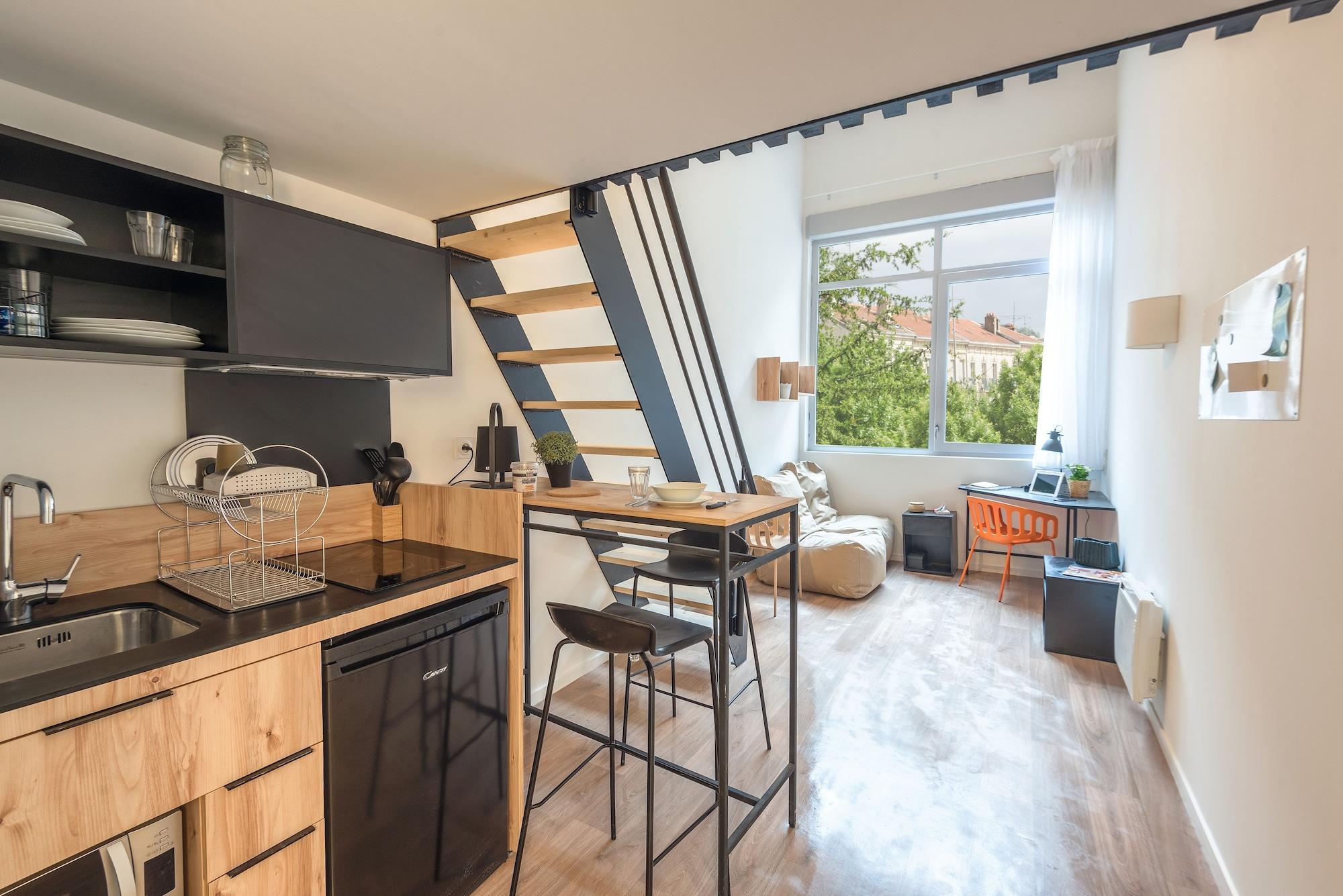 Ecla Campus Aparthotel Massy  Bagian luar foto